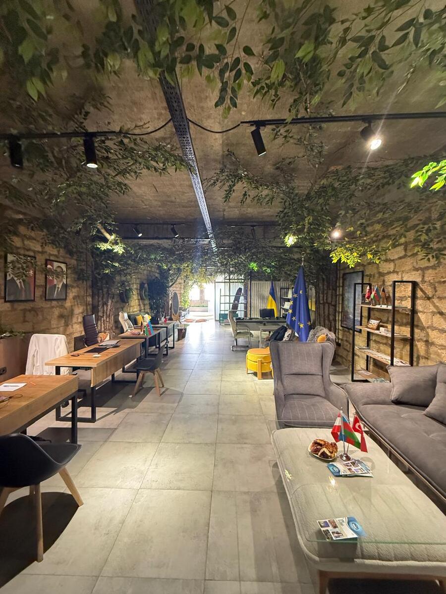 Satılır 11 otaqlı ofis 1350 m² — Ofis, Bakı (5)