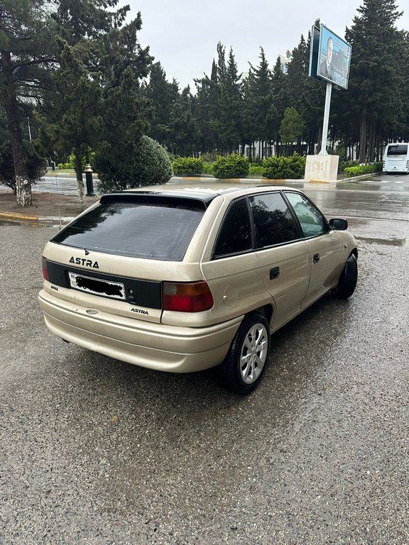 Opel Astra, 2.0 L, 1996 il, 350 000 km — Avtomobillər, Sumqayıt (8)
