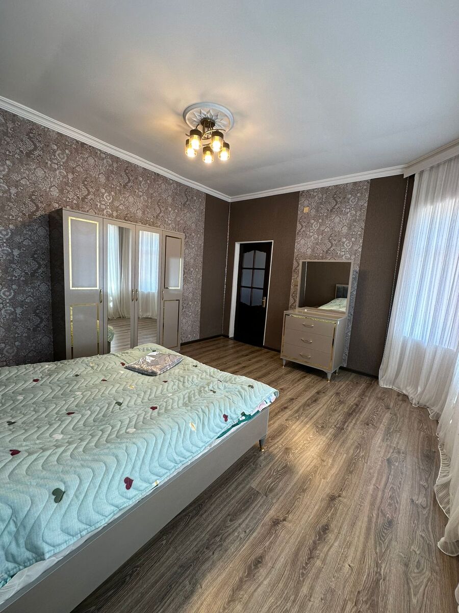 İcarəyə verilir 4 otaqlı həyət evi/bağ evi 200 m² — Ev, villa, Bakı (12)