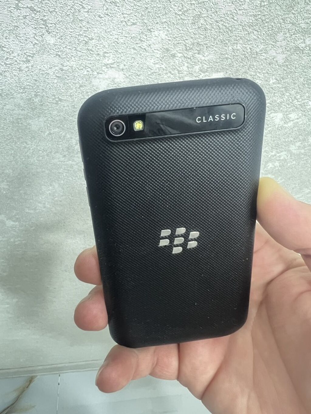 Blackberry Classic, rəng - Qara, Düyməli — Blackberry, Bakı (2)