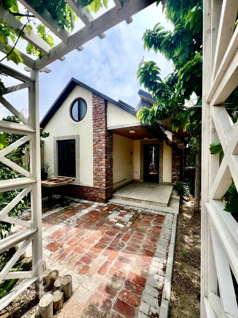 10 otaqlı həyət evi, 400 m², Masazır gölü yanı — Ev, villa, Bakı (11)