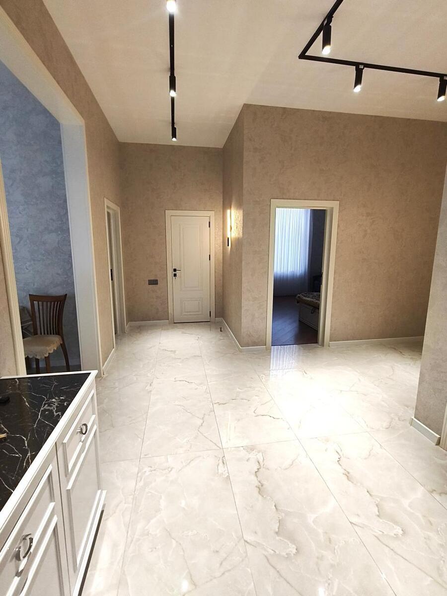 Satılır 6 otaqlı həyət evi/bağ evi 205 m² — Ev, villa, Bakı (10)