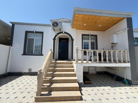 Satılır 4 otaqlı həyət evi/bağ evi 87 m² — Дом, вилла