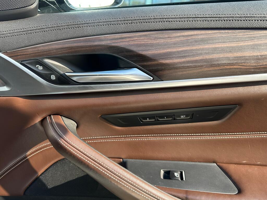BMW 525, 2.0 L, 2017 il, 191 000 km — Avtomobillər, Bakı (6)