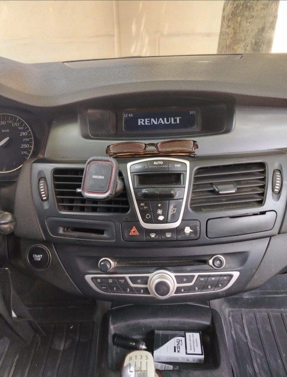 Renault Laguna, 1.5 L, 2009 il, 392 200 km 57-CB-163 — Avtomobillər, Gəncə (8)