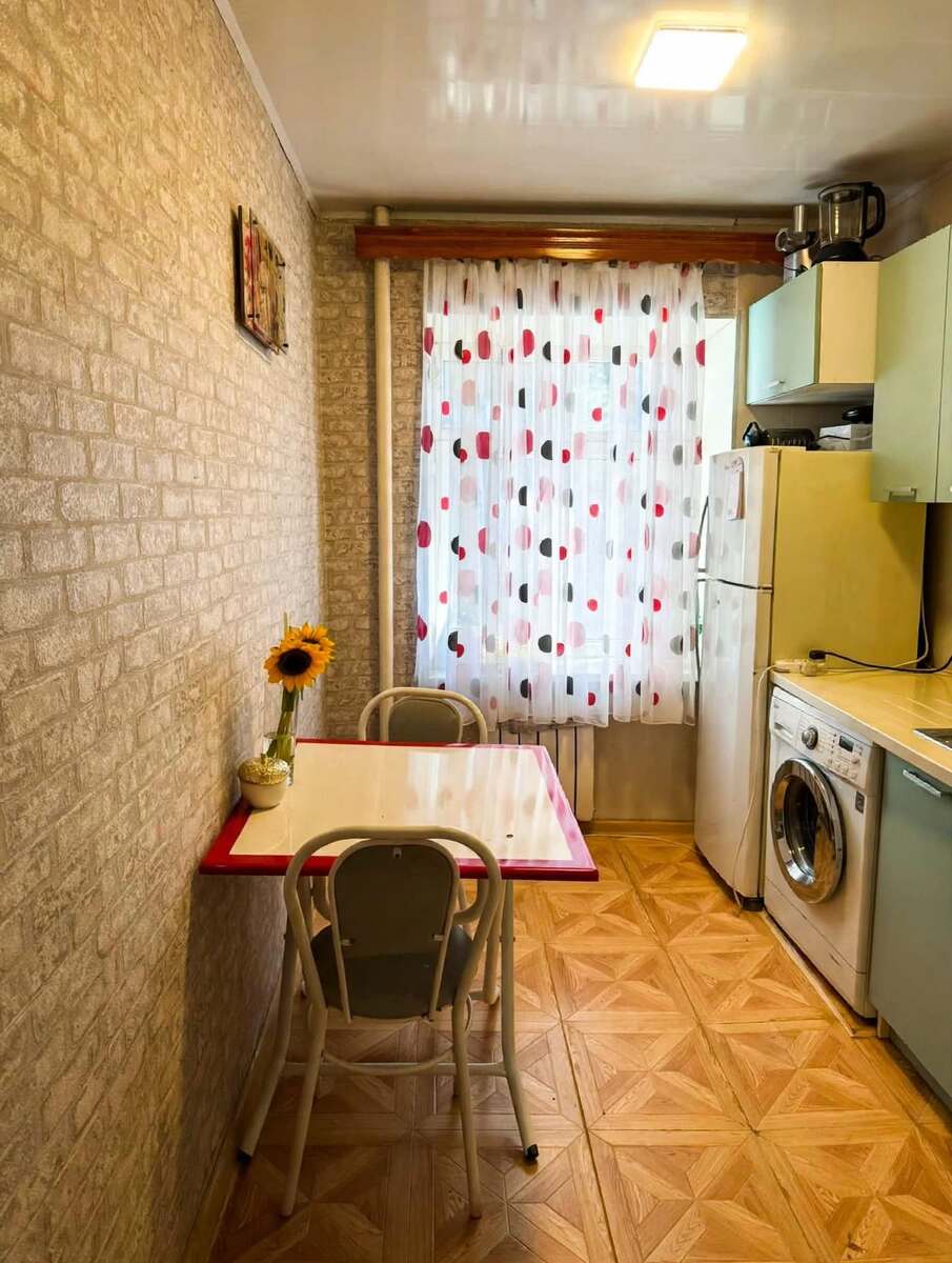 Satılır 3 otaqlı köhnə tikili 75 m² — Mənzil, Bakı (8)