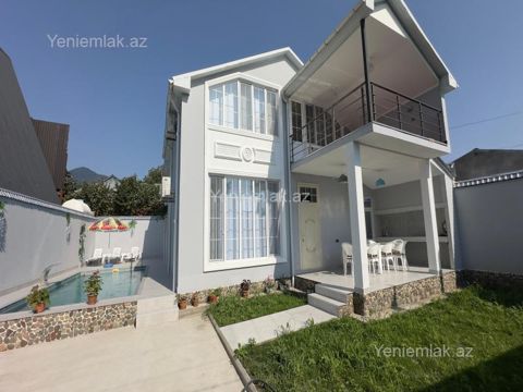 Günlük 4 otaqlı Həyət evi / Villa, 200 m², Qəbələ — Ev, bağ, kottec