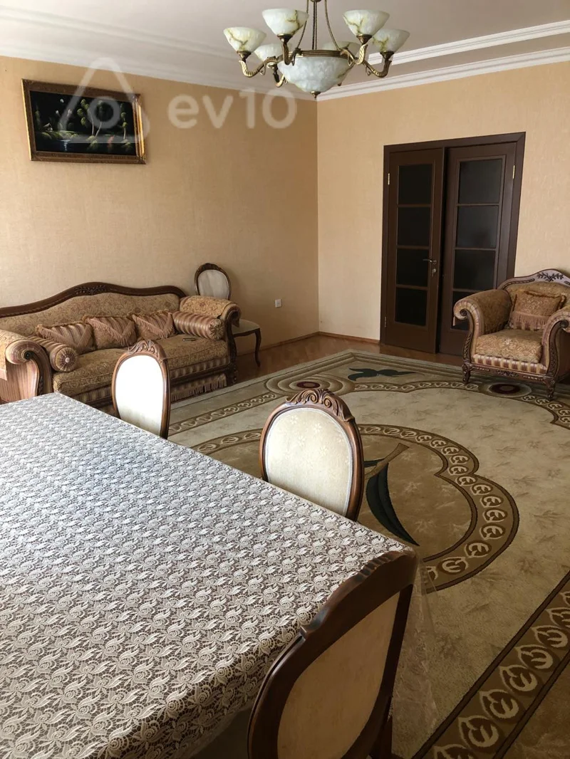 3 otaqlı mənzil, 130 m², Hesen eliyev — kirayə — Bakı