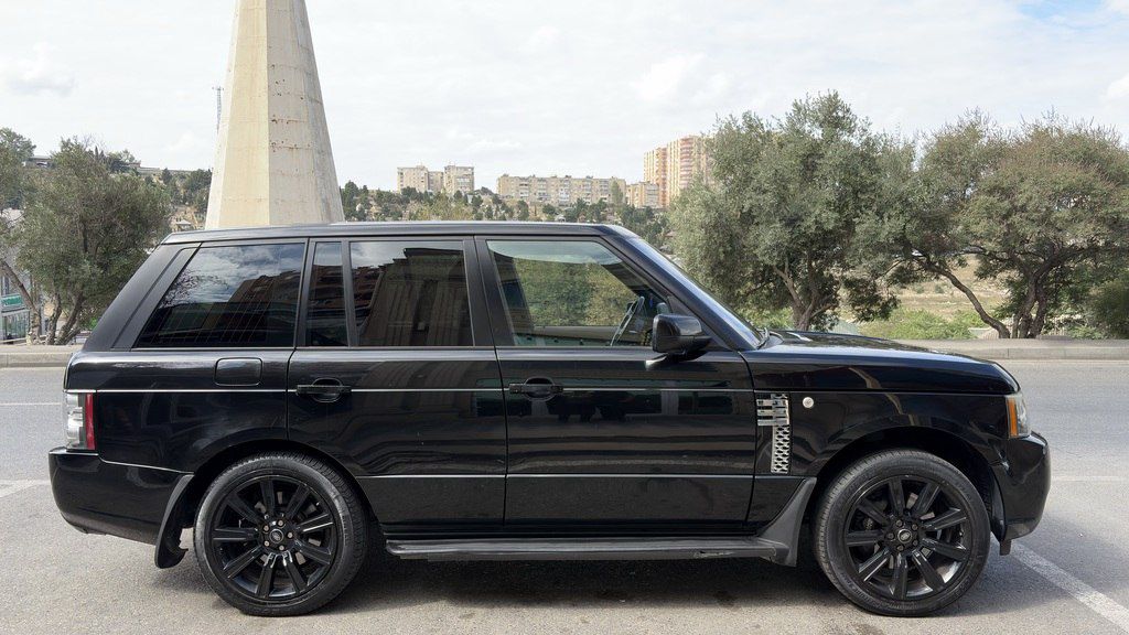 Land Rover Range Rover, 5.0 L, 2011 il, 197 086 km — Avtomobillər, Bakı (2)