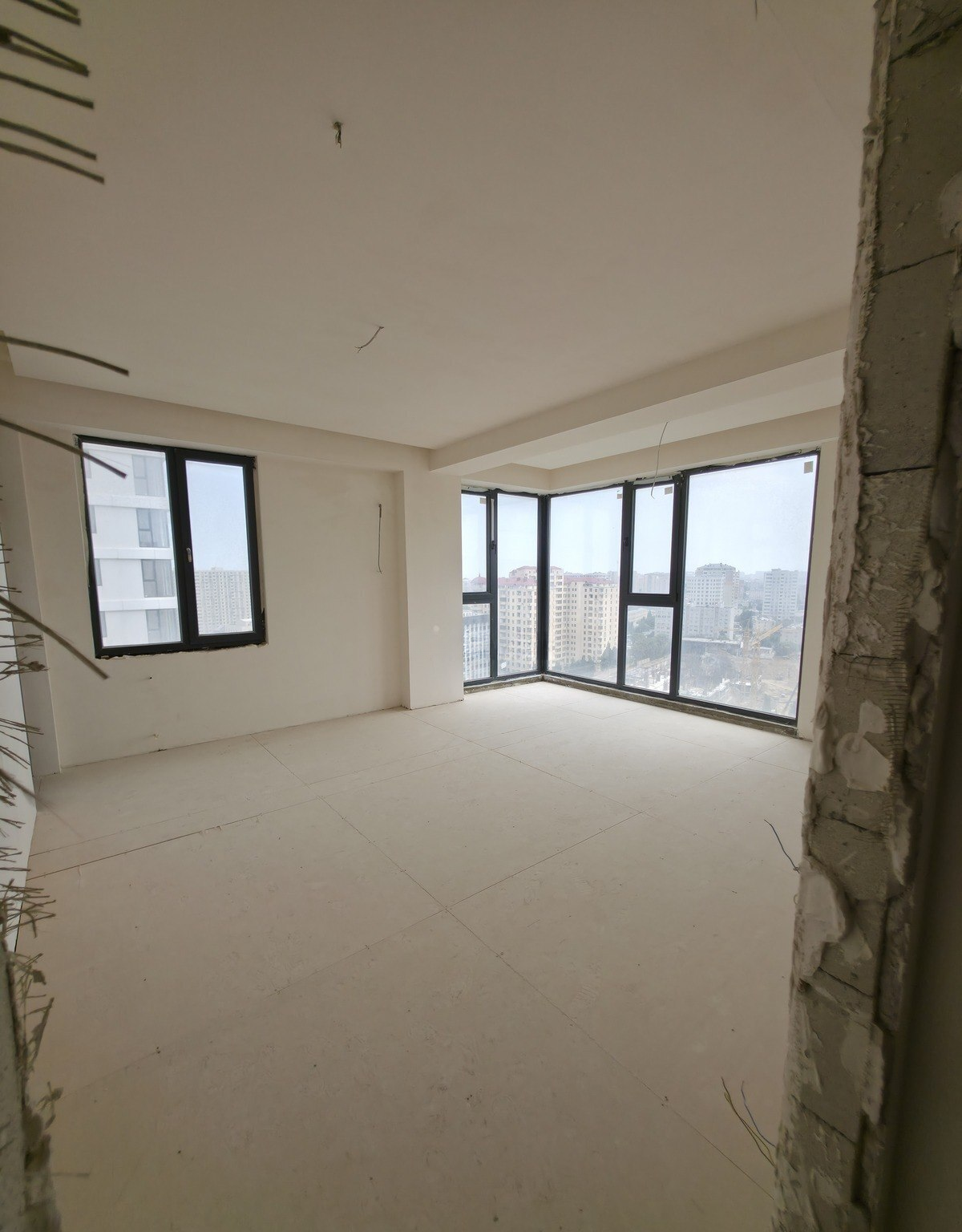 3 otaqlı mənzil 96 m² satılır — Mənzil, Bakı (10)