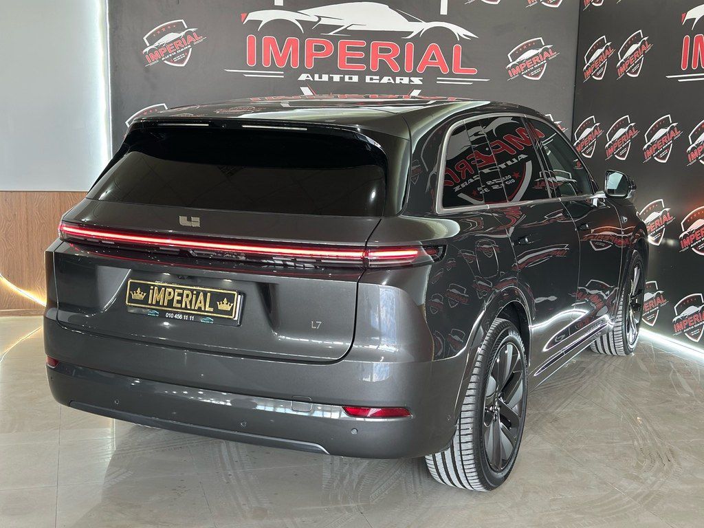 Li Auto L7, 1.5 L, 52.3 kWh, 2025 il, 4 000 km — Avtomobillər, Bakı (4)