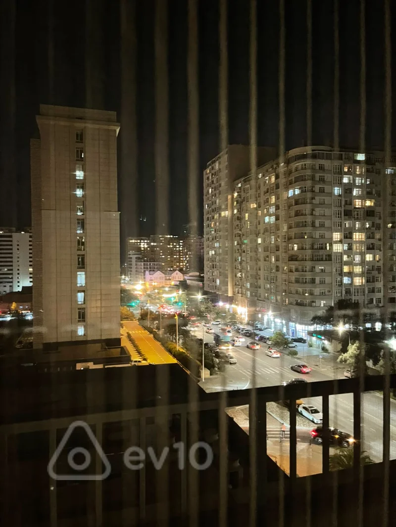 3 otaqlı mənzil, 127 m², Ag şəhər — Bakı