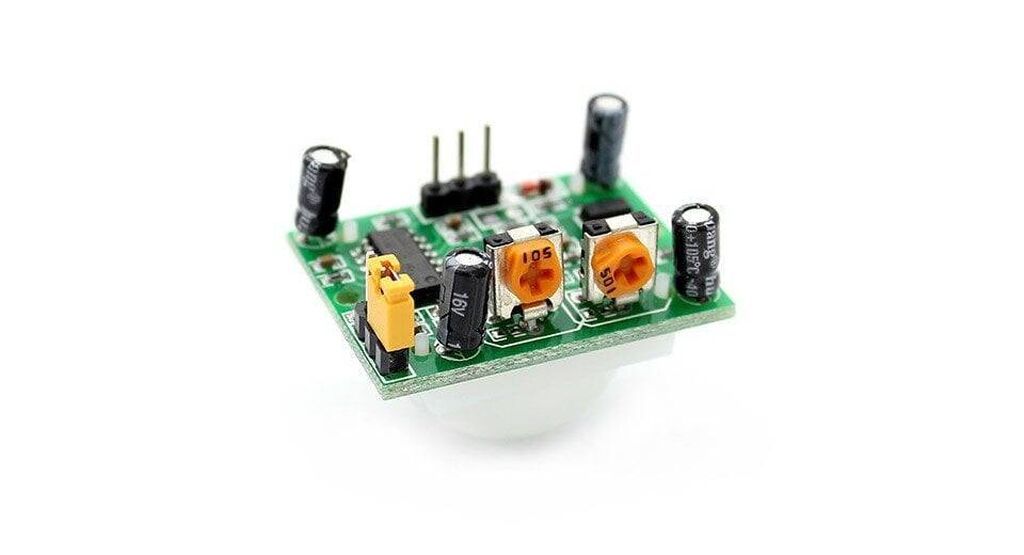 HC-SR501 Tənzimlənə bilən IR Hərəkət Müəyyən Etmə Sensoru (PIR) Kiçik — Avtomobil elektrikası, Bakı