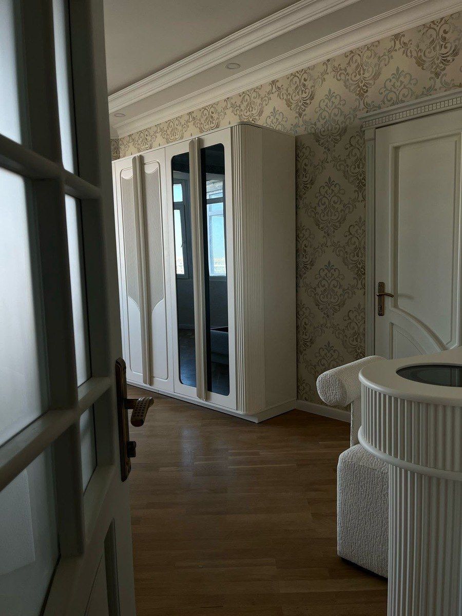 Satılır 3 otaqlı yeni tikili 210 m² — Mənzil, Bakı (10)
