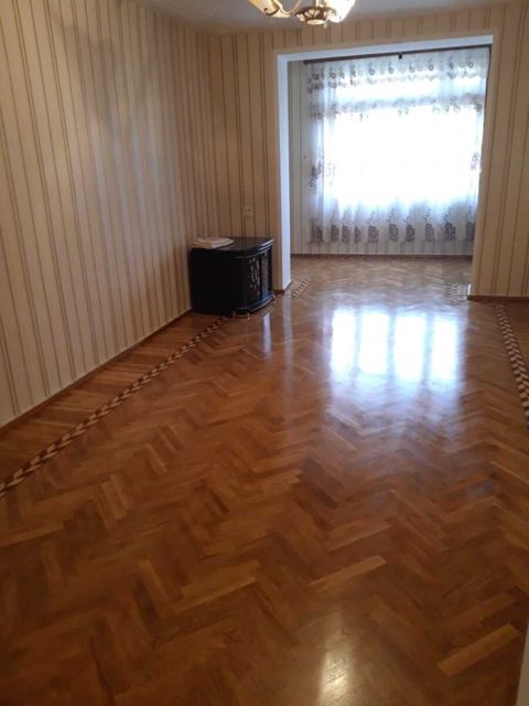 Satılır 2 otaqlı köhnə tikili 50 m² — Bakı