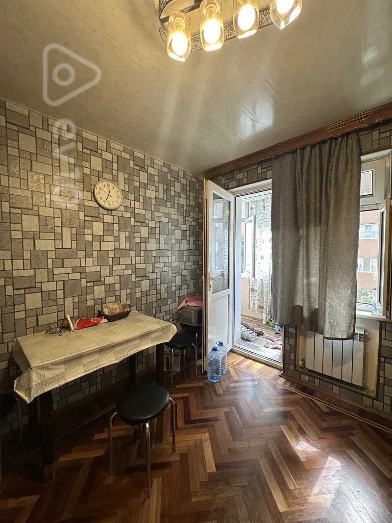 3 otaqlı mənzil, 120 m², Zahid Xəlilov — kirayə — Mənzil, Bakı (11)