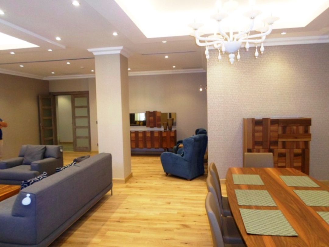 İcarəyə verilir 5 otaqlı yeni tikili 300 m² — Mənzil, Bakı (11)
