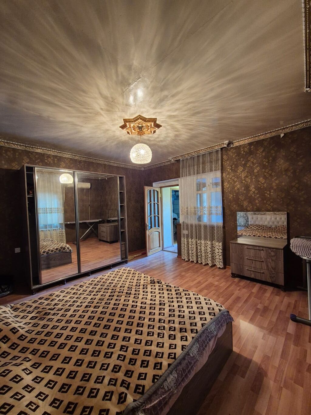 100 kv. m, 3 otaqlı, Kombi, Qaz, İşıq — Ev, villa, Bakı (4)