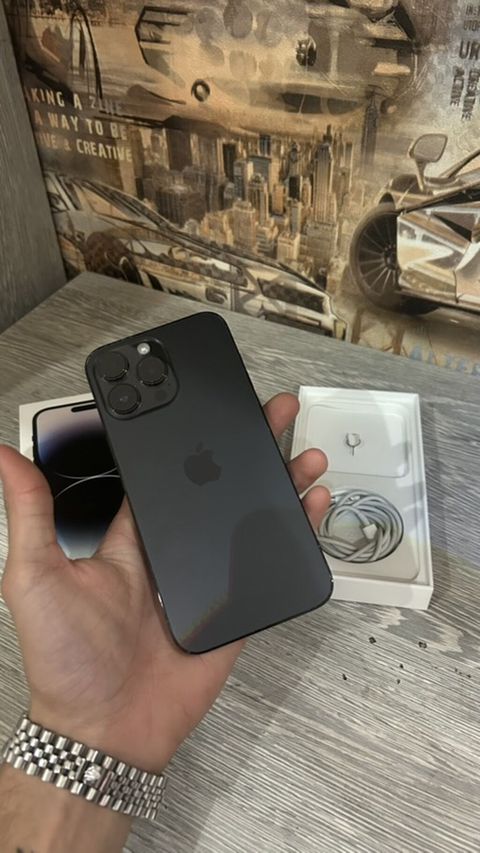 IPhone 14 Pro, Qara, Face ID — Digah