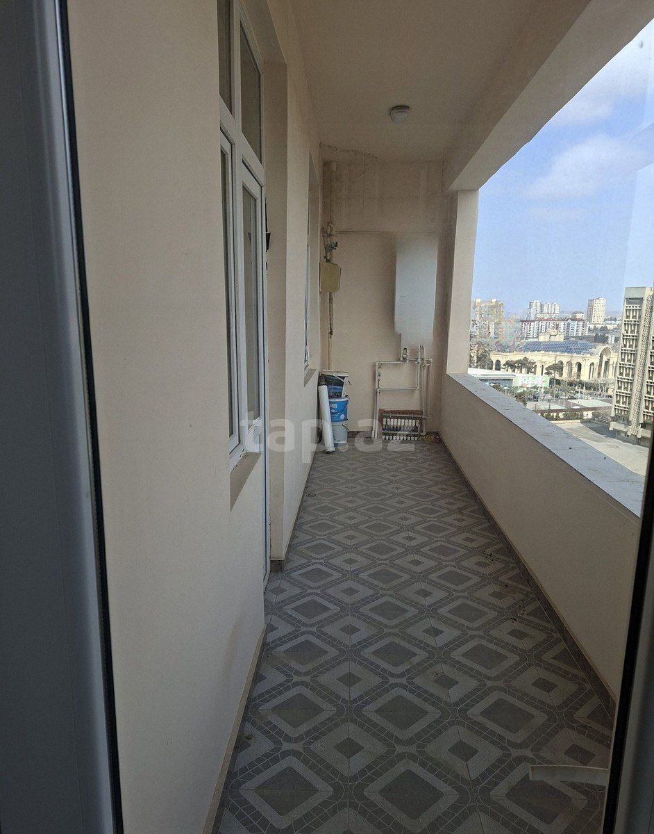 Satılır 3 otaqlı yeni tikili 146 m² — Mənzil, Bakı (2)