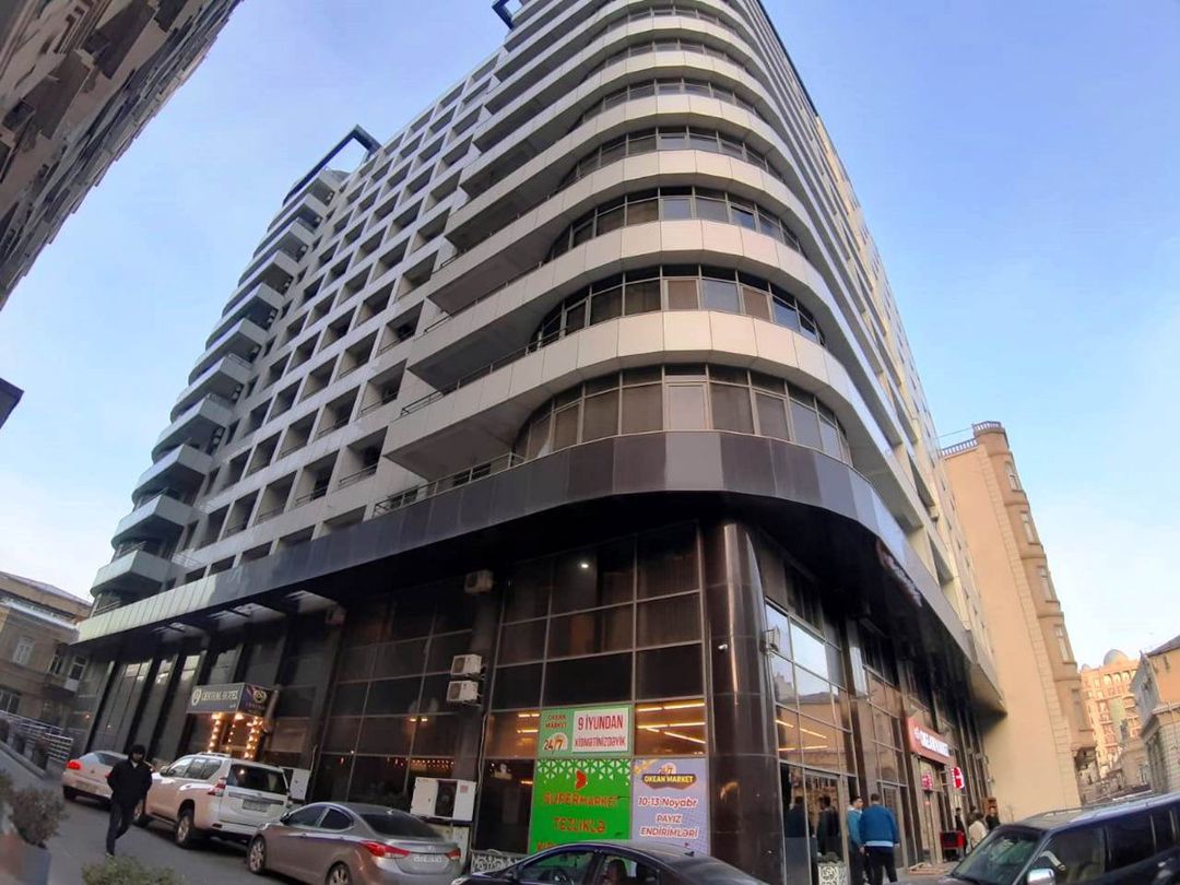 3 otaqlı mənzil, 136 m², Nizami küç., Bakı — Mənzil, Bakı (2)