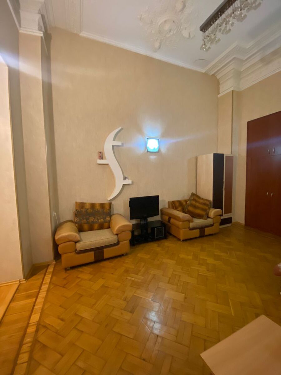 İcarəyə verilir 1 otaqlı köhnə tikili 60 m² — Mənzil, Bakı (5)