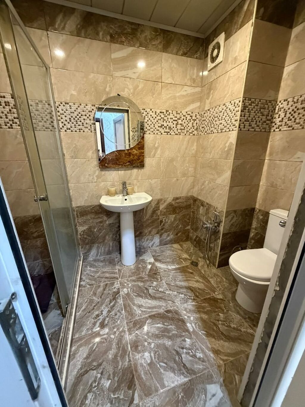 Salam Kristal Abşeron 2 Süret qatarının yanında. Mekteb,Bagca — Mənzil, Xırdalan (2)