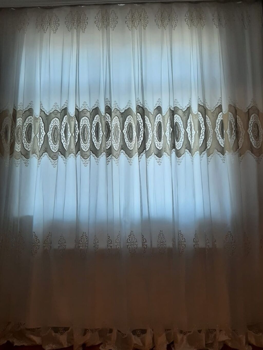 Tül pərdə - Material: incə, işıqkeçirən tül - Rəng: südlü-ağ fon — Pərdələr, kornişlər, jalüzilər, Bakı (3)