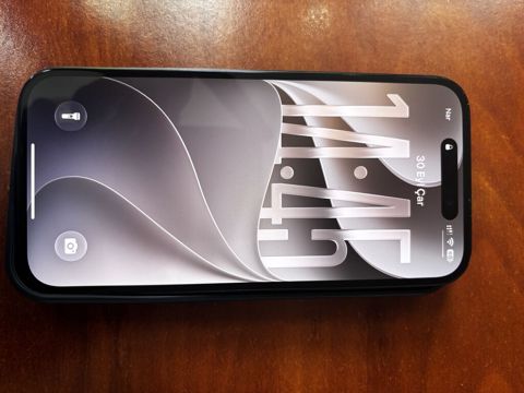 IPhone 15, 128 GB, Black Titanium, Simsiz şarj, Face ID, Sənədlərlə — Gəncə