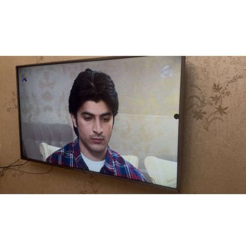Lg tv 49uj 49 ekrandı Ekranda ləkə var şəkillərdə hərşey aydın — Bakı