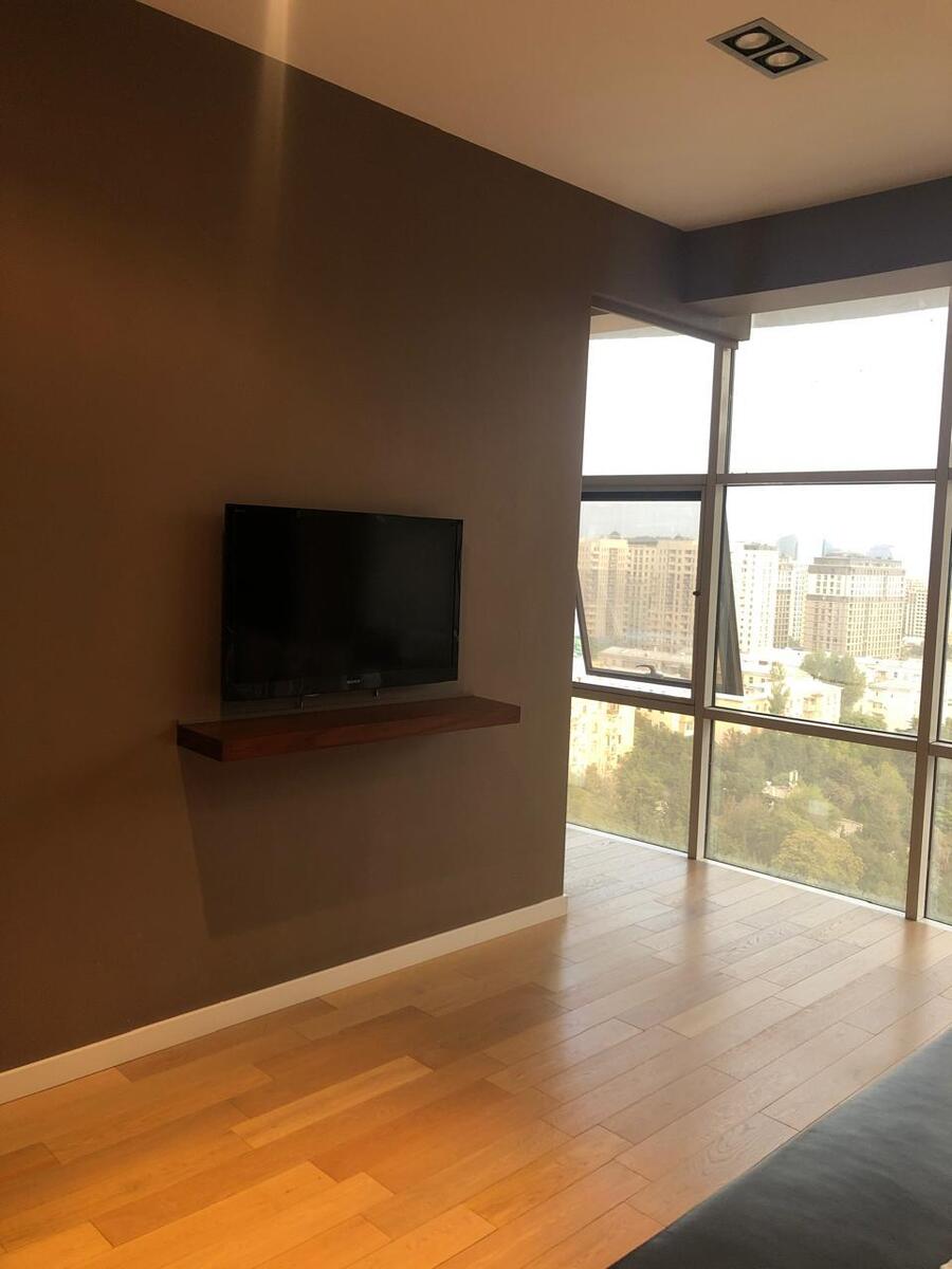 Satılır 5 otaqlı yeni tikili 250 m² — Mənzil, Bakı (5)