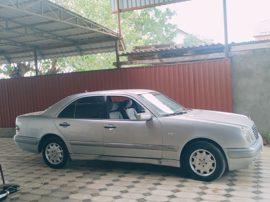 Mercedes-Benz E-Class: 2.3 l 1997 il Sedan — Avtomobillər, Göytəpə (3)