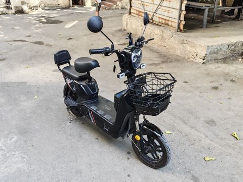 Elektrikli skuter — Bakı