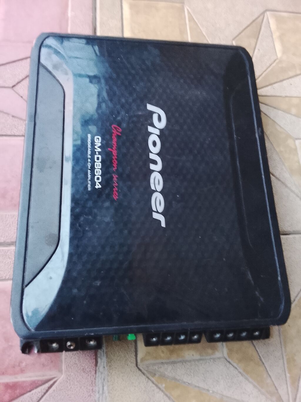 Pioneer GM-D8604 “Champion Series” avtomobil gücləndiricisi — Gücləndiricilər, qəbuledicilər və DAC, Gəncə
