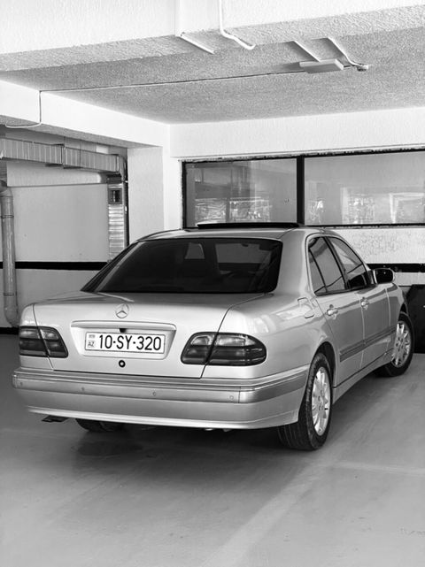 Mercedes-Benz E-Class: 3.2 l 2000 il Sedan — Gəncə