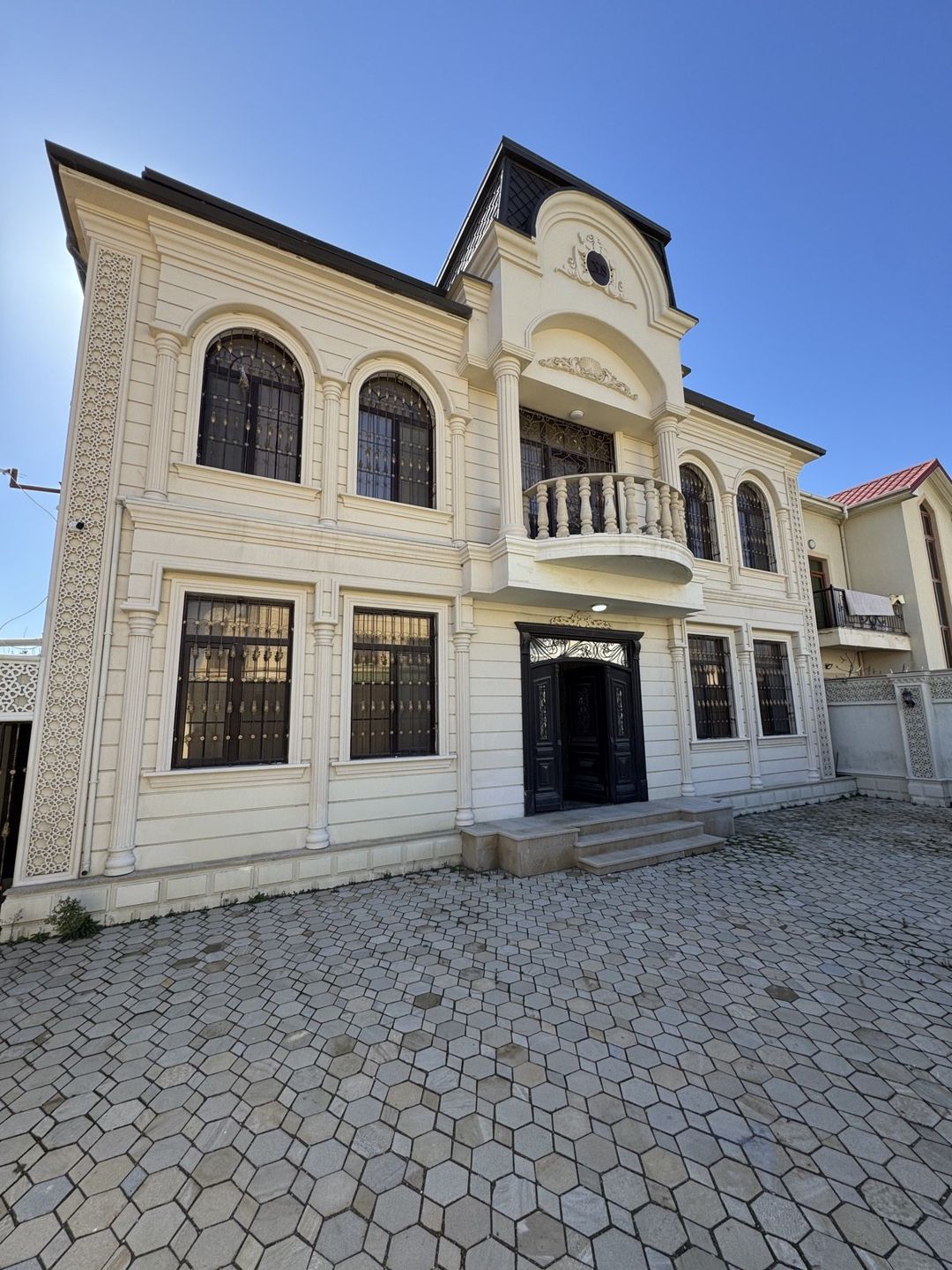 Satılır 7 otaqlı həyət evi/bağ evi 450 m² — Ev, villa, Bakı (2)