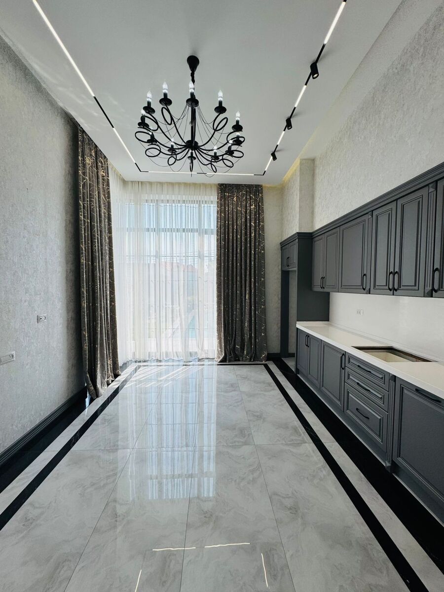 Satılır 4 otaqlı həyət evi/bağ evi 200 m² — Ev, villa, Bakı (8)