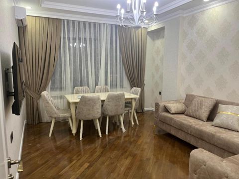 Satılır 2 otaqlı yeni tikili 70 m² — Bakı