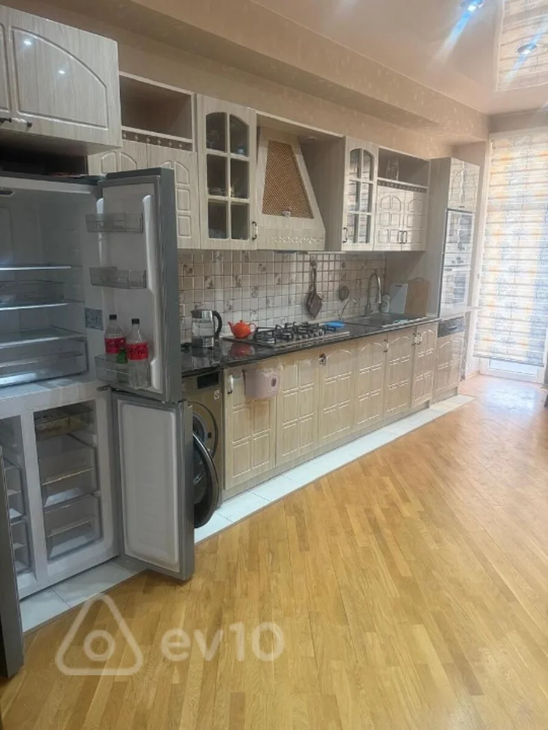 4 otaqlı mənzil, 200 m², Akademik Həsən Əliyev küçəsi — kirayə — Mənzil, Bakı (10)