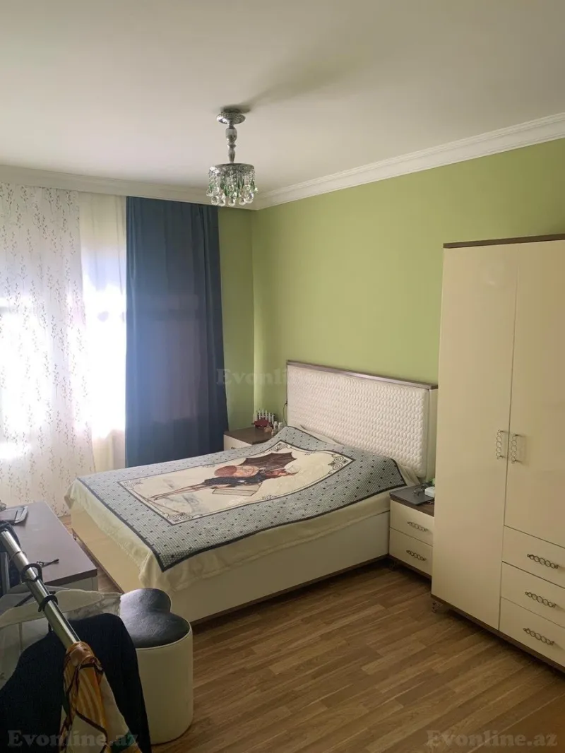 Satılır 5 otaqlı Mənzil Köhnə tikili 125 m² Bakı, Xətai r., Əhmədli m — Mənzil, Bakı (4)