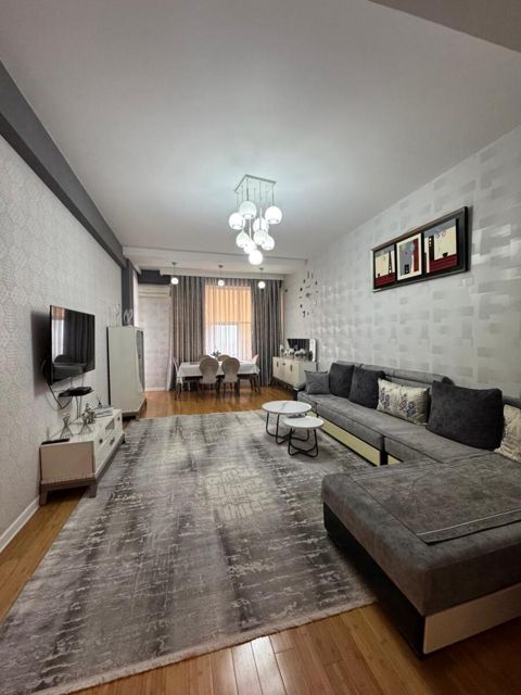 Satılır 4 otaqlı yeni tikili 150 m² — Bakı
