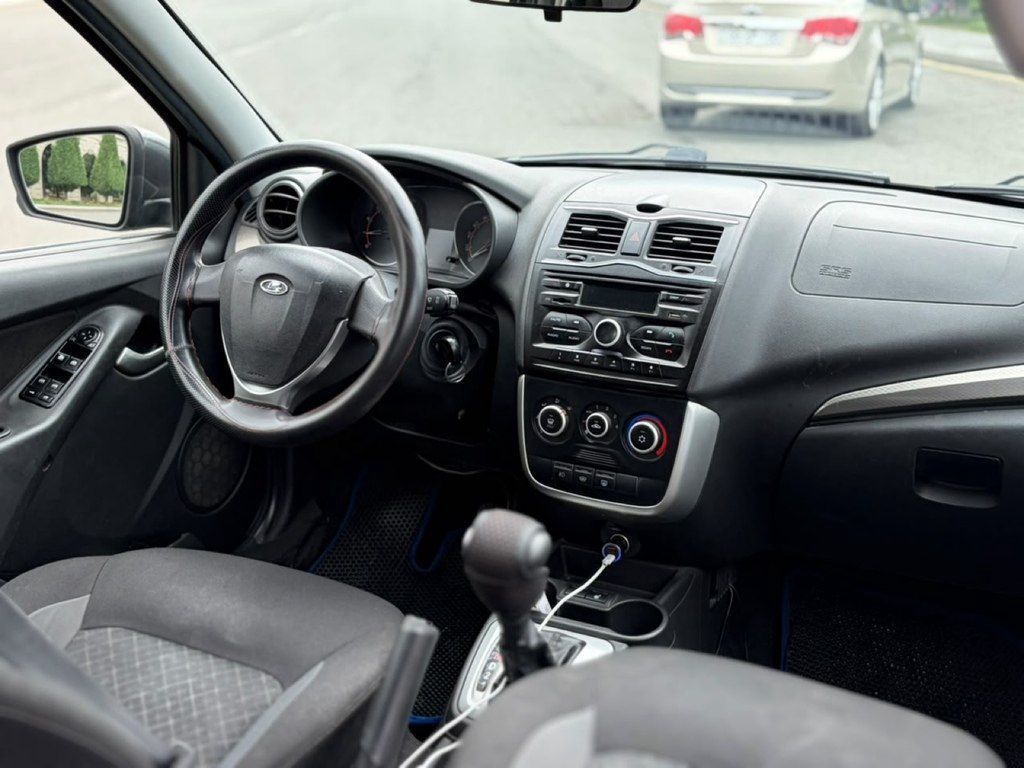 Lada (VAZ) Granta, 1.6 L, 2018 il, 230 000 km — Avtomobillər, Gəncə (8)