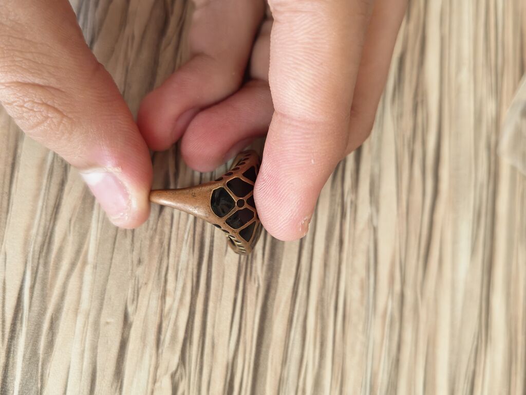 Bürünc tonlarında, iri başlı uniseks üzük. - Material: metal ərinti — Üzüklər, Bakı (4)