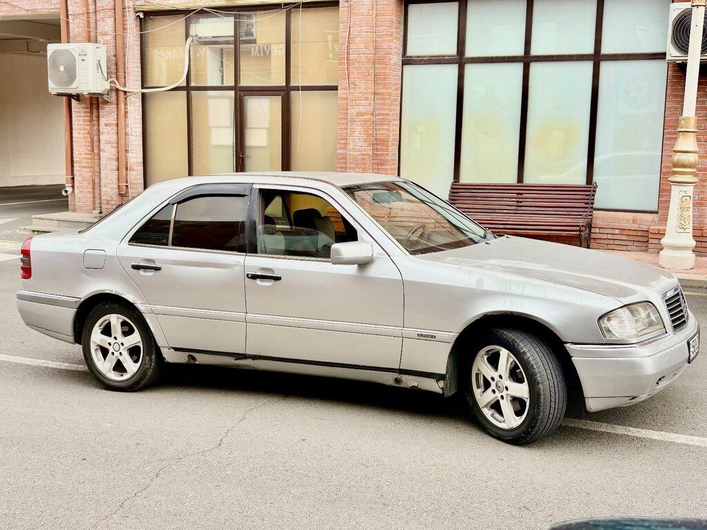 Mercedes C 220, 2.2 L, 1993 il, 245 330 km — Avtomobillər, Gəncə (3)