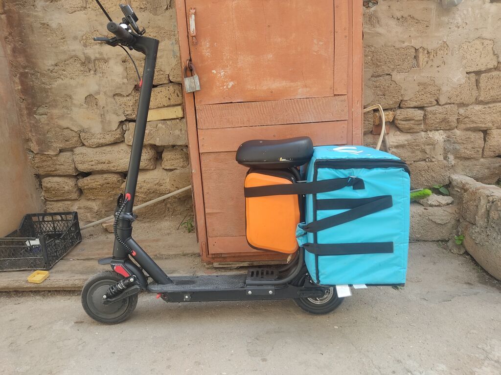 İşlənmiş Elektrik samokat 8", 251 - 350 Vt, 26 - 35 km/s, Ödənişli çatdırılma — Skuterlər, Bakı