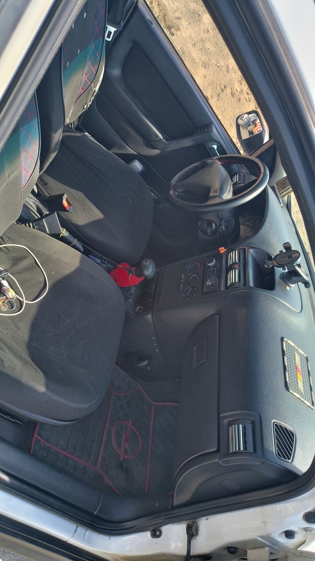 Opel Astra: 1.8 l 2000 il 422000 km Universal 99-DV-426 — Avtomobillər, Xırdalan (4)