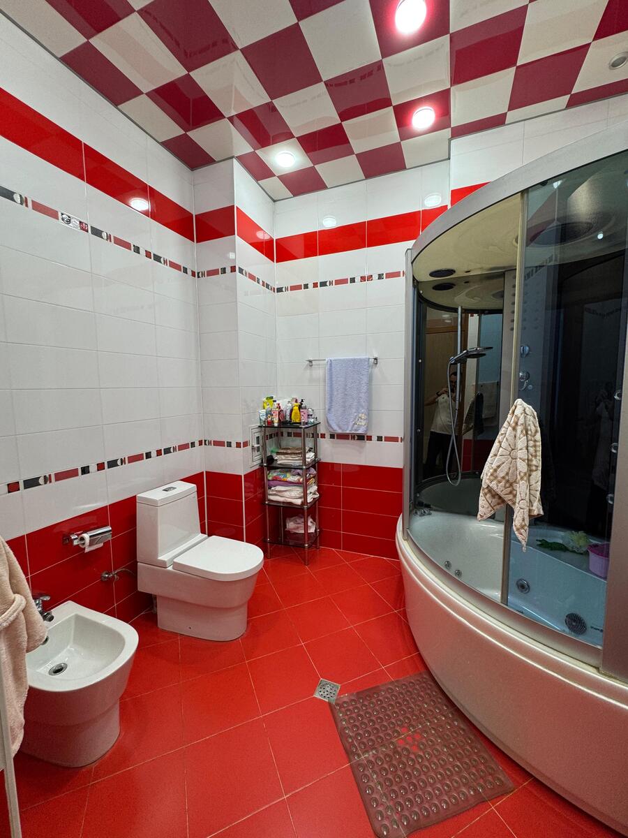 Satılır 6 otaqlı yeni tikili 360 m² — Mənzil, Bakı (11)
