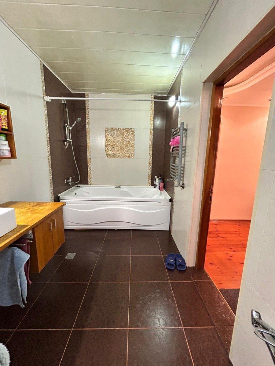 Satılır 3 otaqlı köhnə tikili 85 m² — Mənzil, Bakı (10)