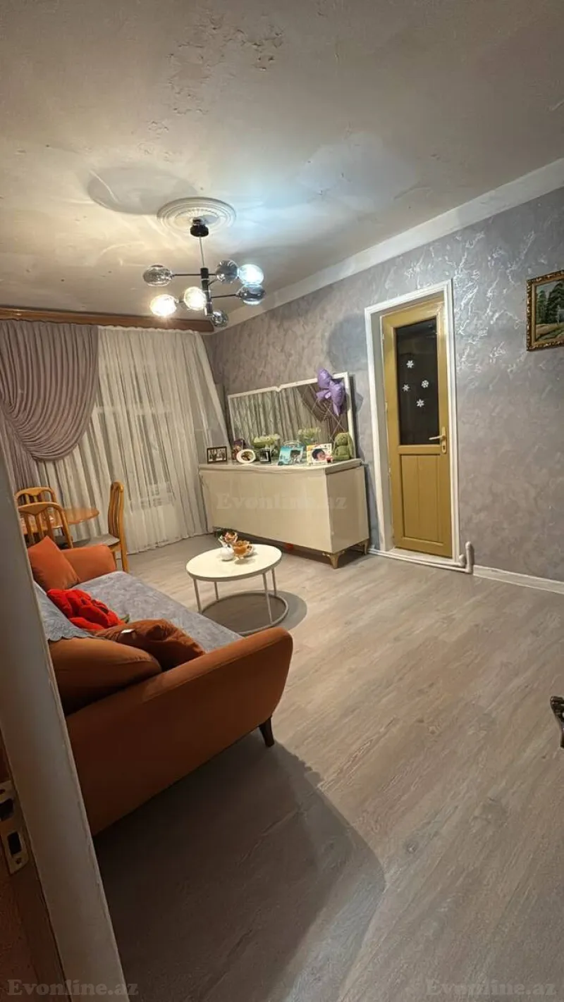 Satılır 2 otaqlı Mənzil Köhnə tikili 66 m² Bakı, Xətai r., Həzi Aslanov — Bakı