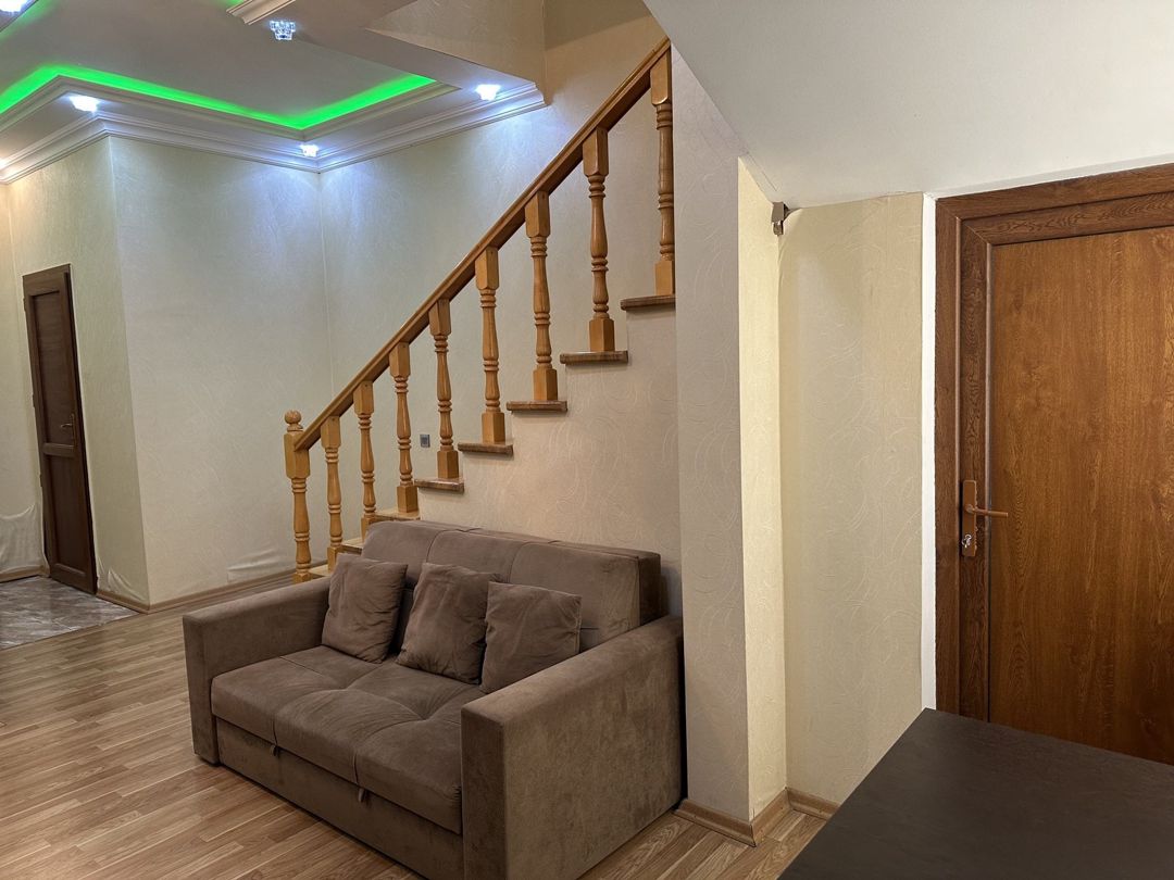 Satılır 5 otaqlı həyət evi/bağ evi 200 m² — Ev, villa, Bakı (6)